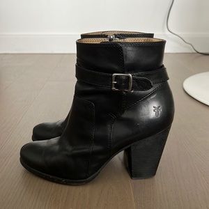 Frye; Patty Riding Bootie